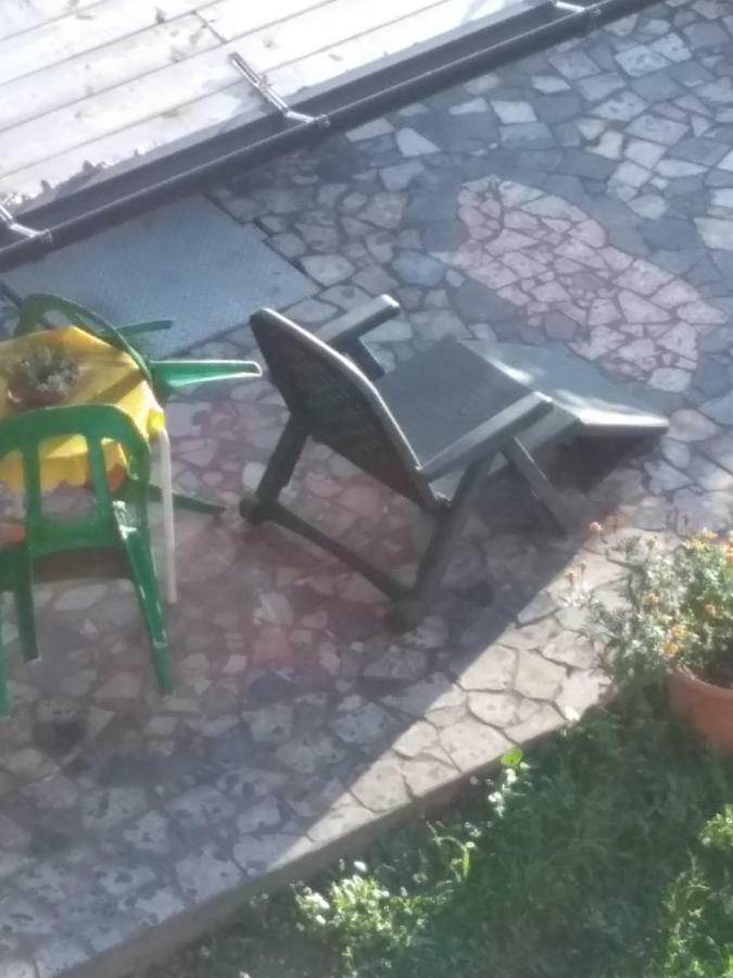 Aritzo Appartamento Romantico Eksteriør bilde